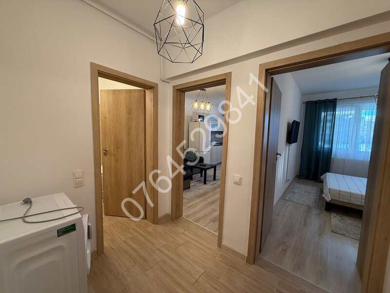 Rotar Park 2, bloc 2021, Militari zona Metro, Mc Donald's, 10 min. metrou